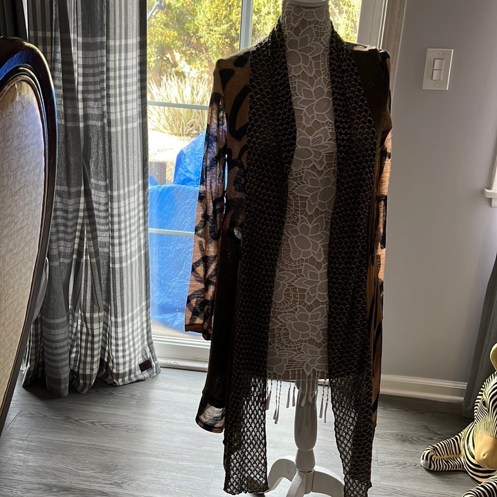 Womens coat in black and brown 💙